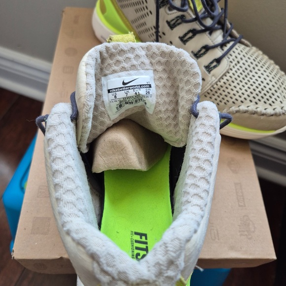 Nike Rosherun Trail 8.5 - Picture 7 of 14